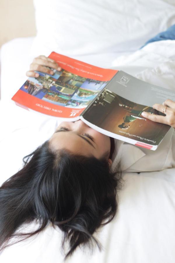Zest Jemursari By Swiss-Belhotel International Surabaya Exteriör bild