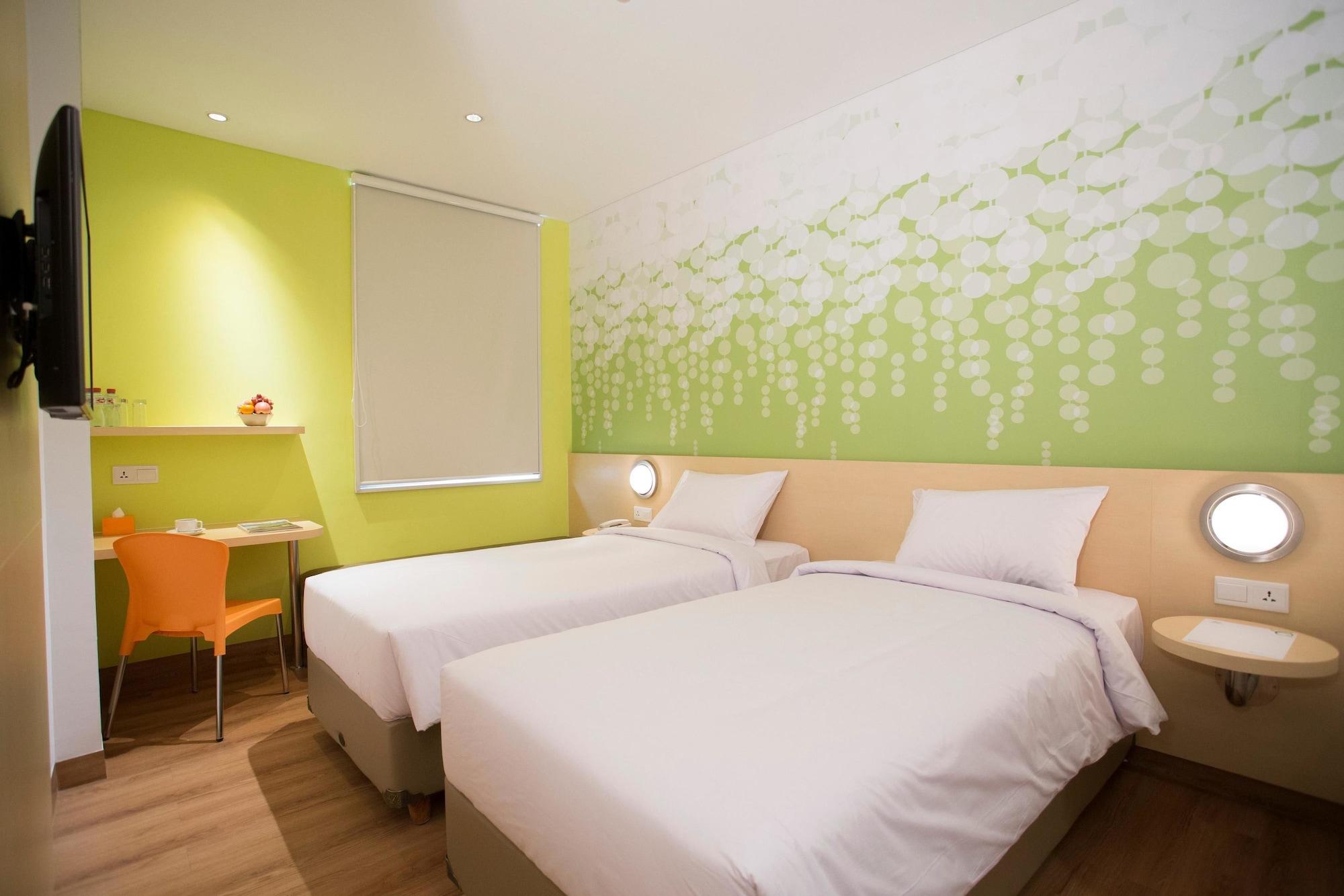 Zest Jemursari By Swiss-Belhotel International Surabaya Exteriör bild