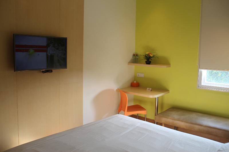 Zest Jemursari By Swiss-Belhotel International Surabaya Exteriör bild